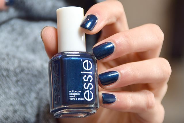 Sơn móng tay Essie Bell Bottom Blues 936